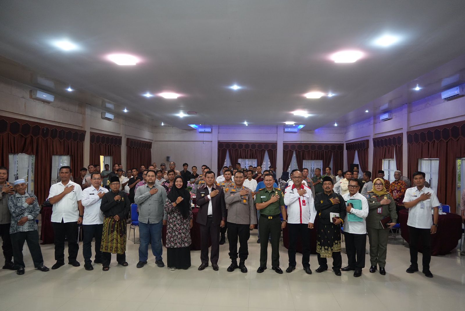 Hadiri FGD Soal Karhutla dan PETI, Bupati Kuansing akan Bentuk Tim Terpadu