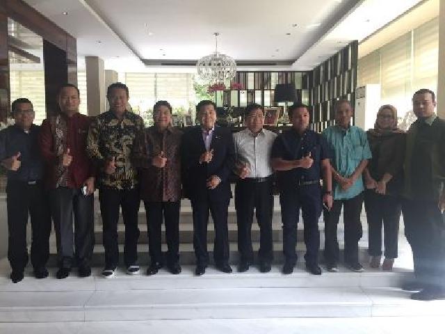 9 Petinggi Parpol di Riau Temui Setya Novanto