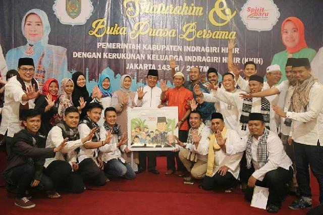 Bupati Inhil Hadiri Buka Bersama KKIH Jakarta