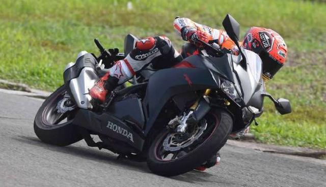 Honda Siapkan CBR250RR Versi Balap