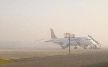 Kabut Asap Dikeluhkan Masyarakat dan Maskapai