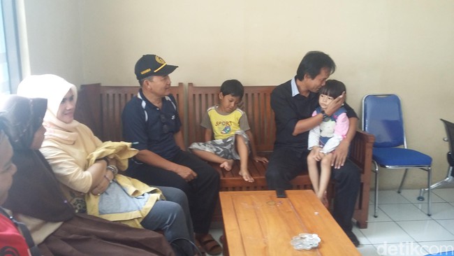 Duh! Entah Apa Yang Ada Dipikiran Orang Tuanya, 2 Anak Ditemukan Dengan Surat Wasiat