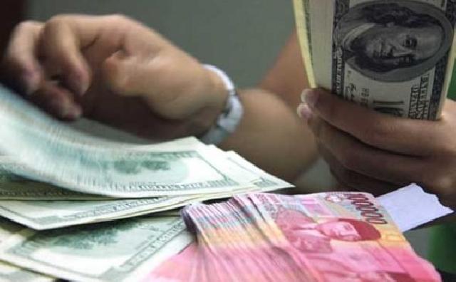 Spekulasi Kenaikan Suku Bunga The Fed Seret Rupiah ke Zona Merah