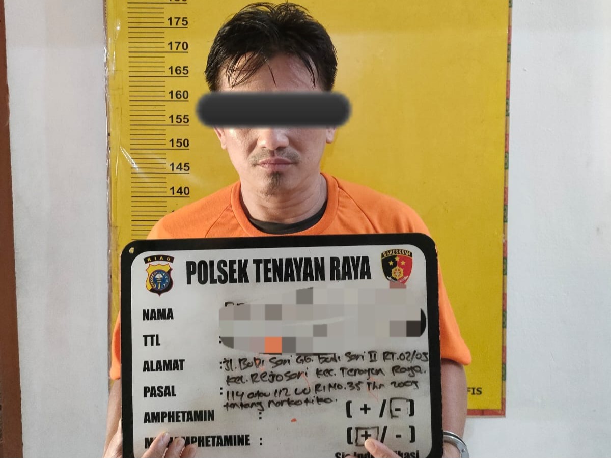 Polisi Gerebek Rumah di Tenayan Raya, Seorang Pria Diamankan