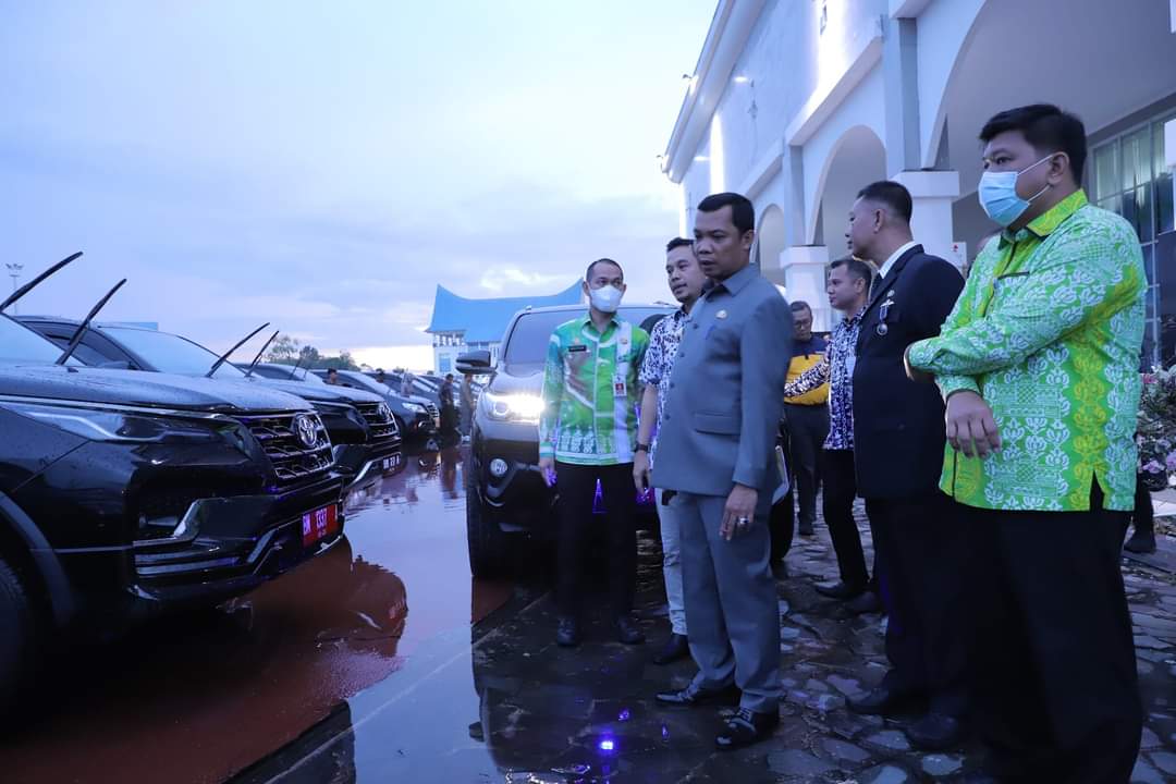 Pejabat Eselon II dan III Pemko Pekanbaru Kembali Gunakan Mobil Dinas