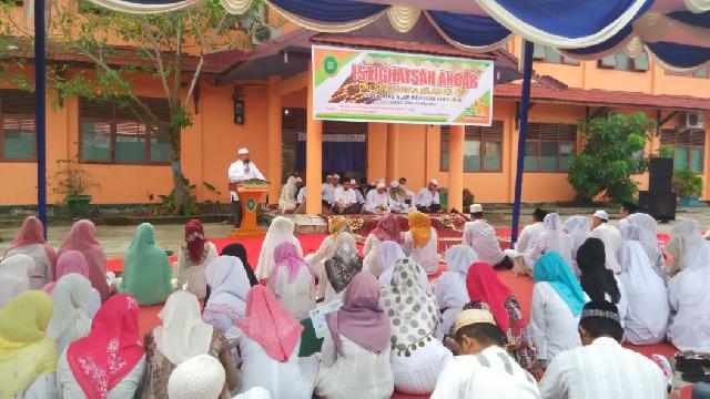 Milad ke 8, Unisi Gelar Istighosah Akbar