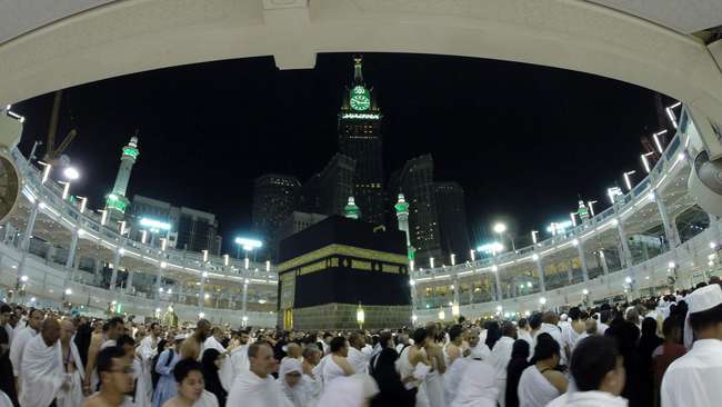 Saat Menemukan Uang di Masjidil Haram, Apa yang Harus Dilakukan?