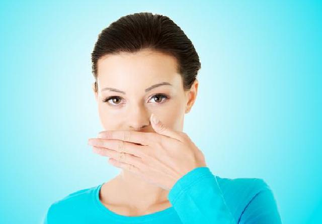 5 Makanan Ini Dapat Menyegarkan Nafas Dalam Waktu Singkat