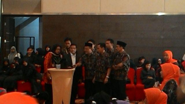 Acara Perpisahan SMK PGRI Pekanbaru yang Patut Dicontoh