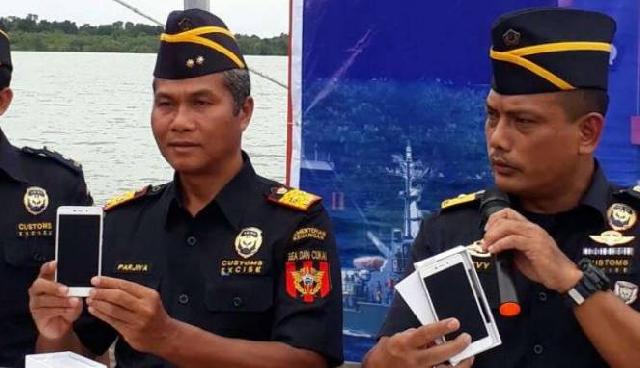 Bea Cukai Kepri Gagalkan Penyelundupan Ratusan HP China