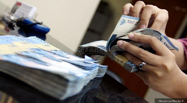 Rupiah Rp13.334, Berhasil Keluar dari Tekanan Dolar AS