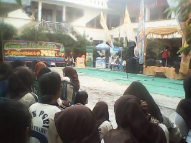 SMK PGRI Kota Pekanbaru Meriahkan Hari Guru Nasional