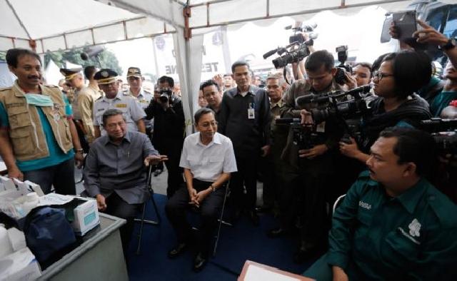 SBY Sidak Arus Mudik di Stasiun Senen