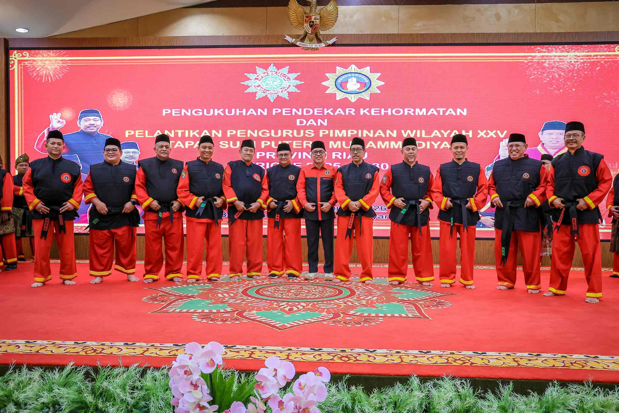 Wako dan Wawako Pekanbaru Dikukuhkan Sebagai Pendekar Kehormatan Tapak Suci