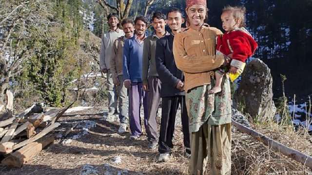 Di Daerah Ini Banyak Wanita Poliandri