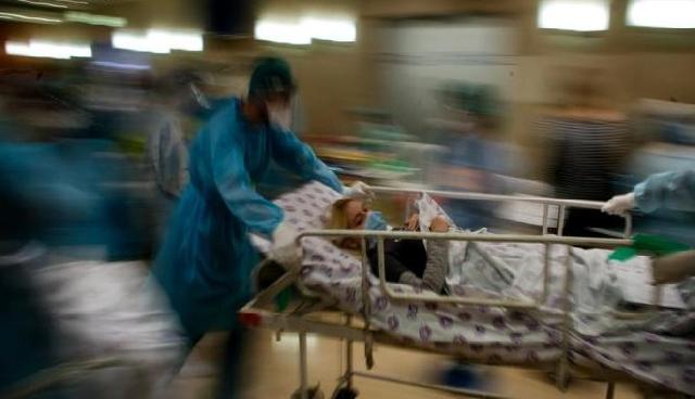 Tengah Kendarai Mobil Mahasiswi ini Disiram Air Keras