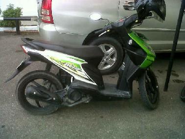 Oknum Satpol-PP Diduga Gembosi Motor Terparkir di kantor Walikota Pekanbaru 