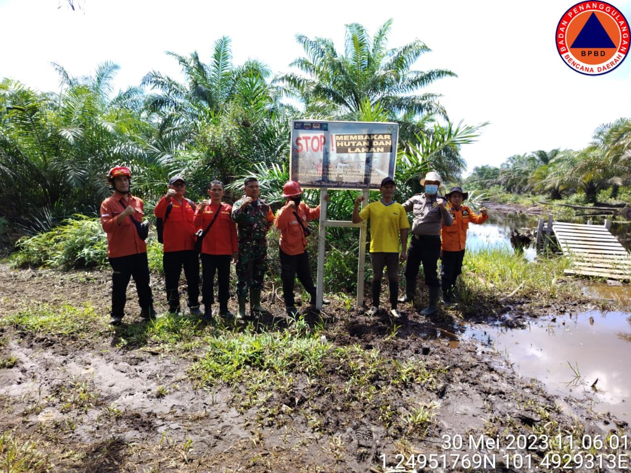 Cegah Kebakaran, BPBD Bersama Satgas Karhutla Kecamatan Talang Muandau Gelar Patroli dan Sosialisasi
