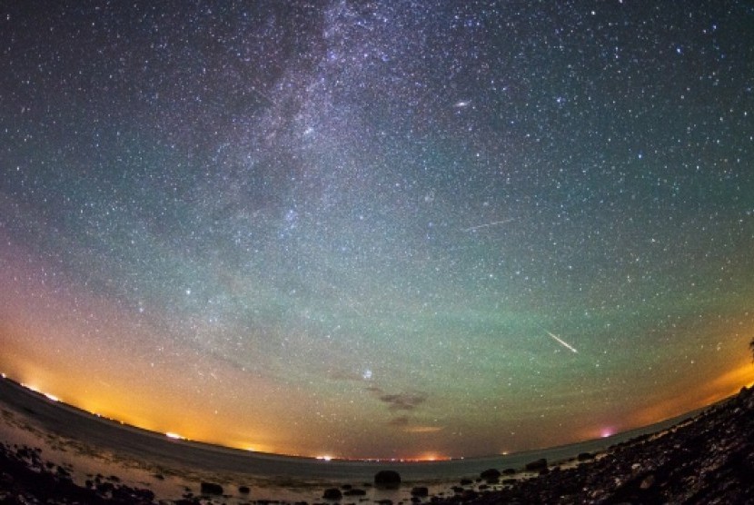 Malam Ini Hujan Meteor Perseid akan Menghiasi Langit