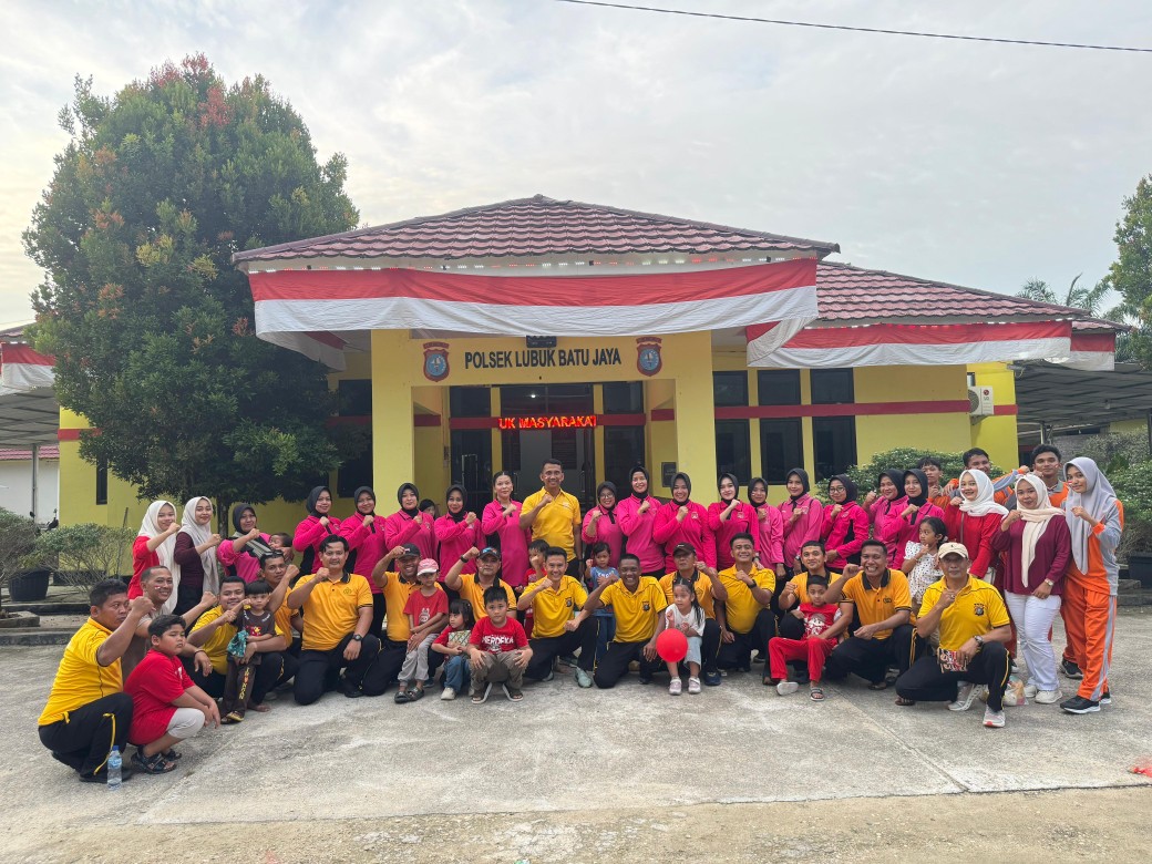 Semarak HUT RI ke-80, Polsek LBJ di Inhu Adakan Lomba Tradisional