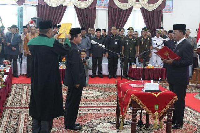 Dilantik Bupati, Surya Arfan Resmi Jabat Sekda Rohil