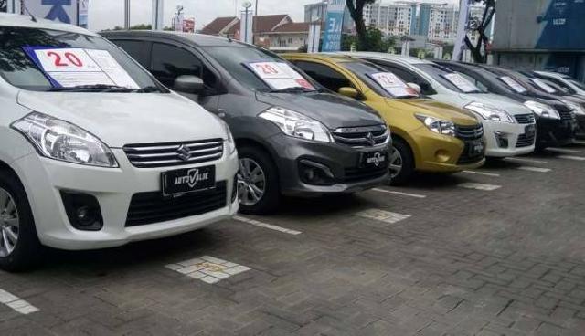 Fenomena Pabrikan Mobil Ramai-ramai Bisnis Kendaraan Bekas