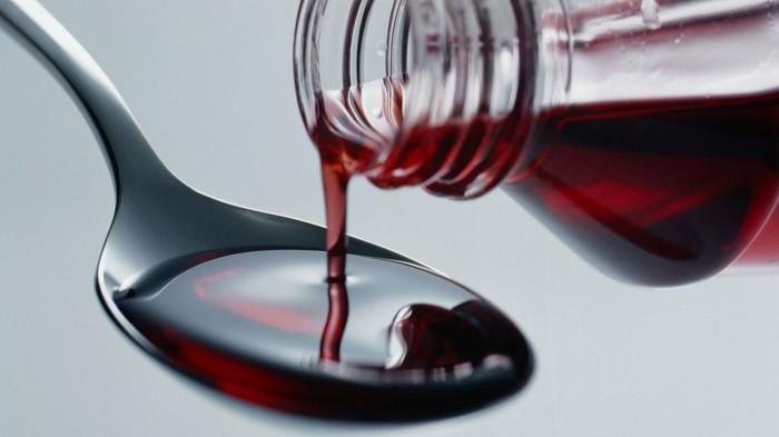 Anak Terlanjur Konsumsi Obat Sirop Dilarang, Orang Tua Pantau Gejala Ini