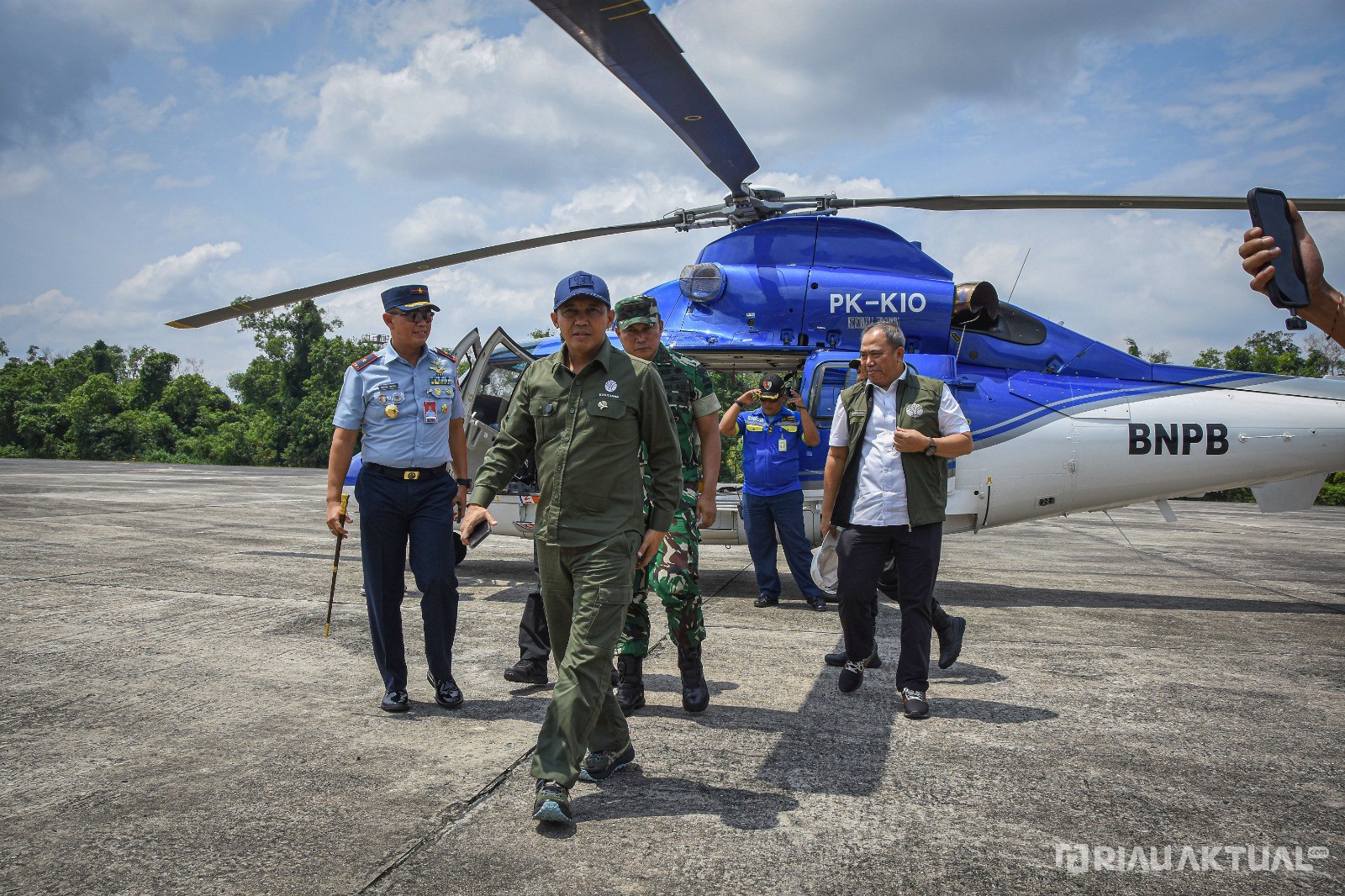 Menteri Kehutanan Tinjau Karhutla di Rohil, Singgung Pembukaan Lahan Ilegal