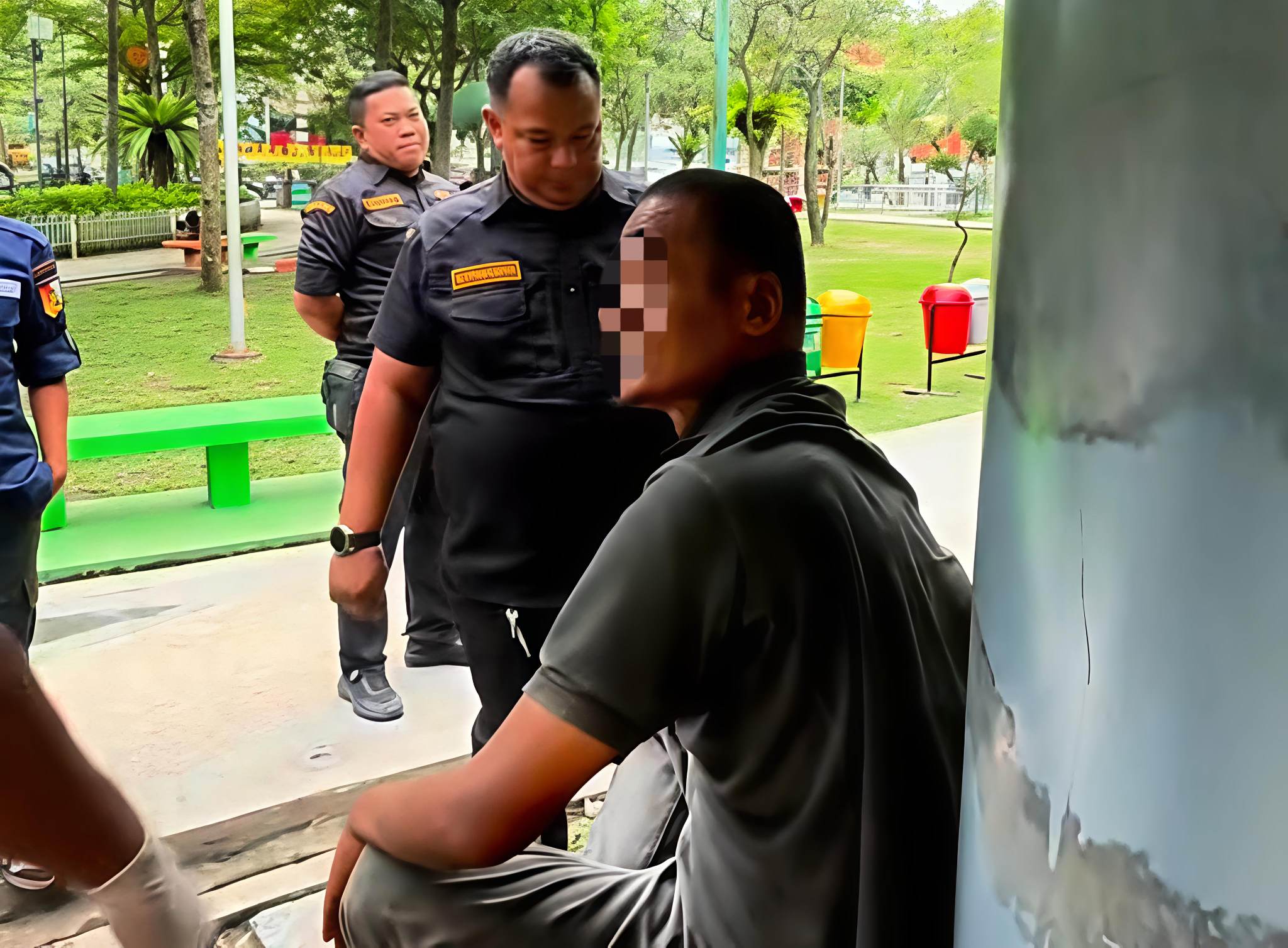 Ganggu Kenyamanan Pengunjung, Dinsos Pekanbaru Amankan ODGJ di RTH Kaca Mayang