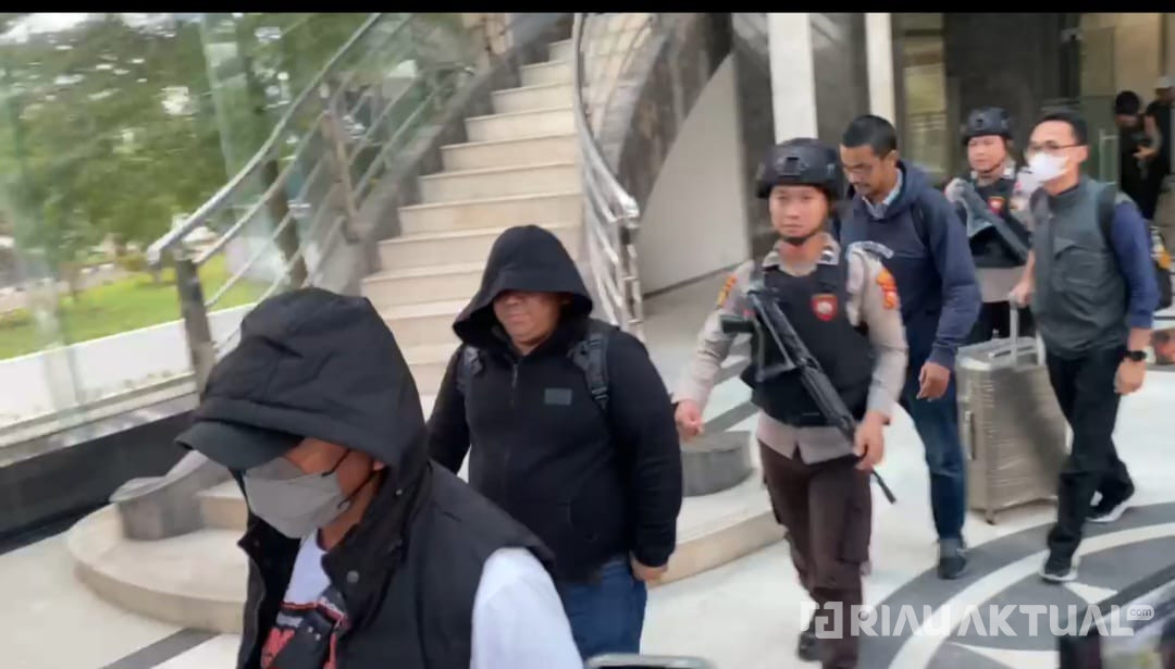 KPK Geledah Kantor PUPR Riau, Selidiki Dugaan Korupsi Proyek Flyover Pekanbaru