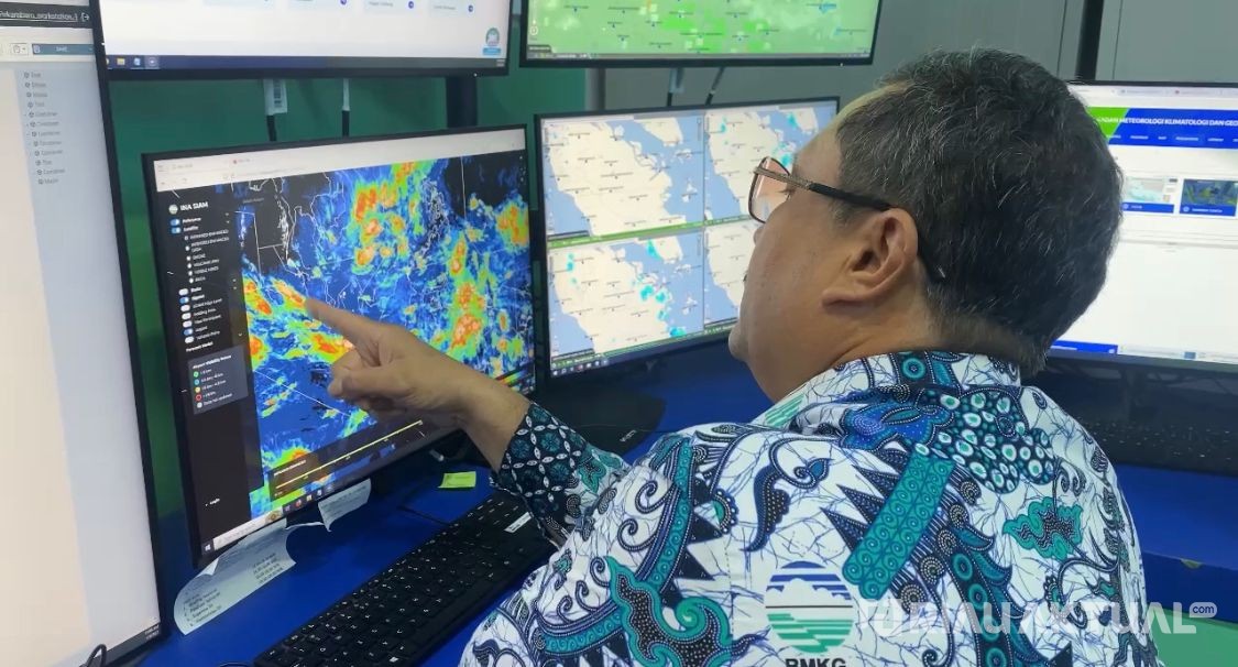 BMKG Minta Waspadai Hujan Disertai Petir di Riau