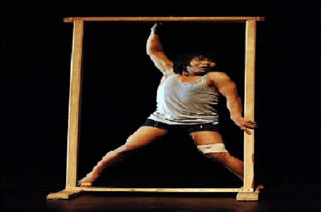 'Krisis' Pentas di Rumah Budaya Fadli Zon  