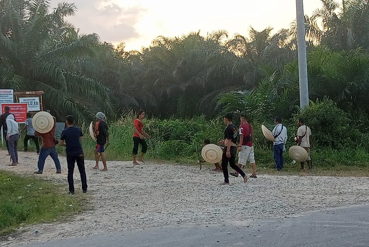 Tiga Pekerja Kebun Petani Sawit di Dayun Siak Terkena Senjata Tajam Dari Pekerja PT DSI