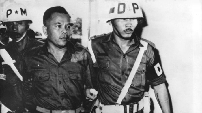 Pelarian Untung: di Bus Dikira Copet, di Kampung Dituding Maling