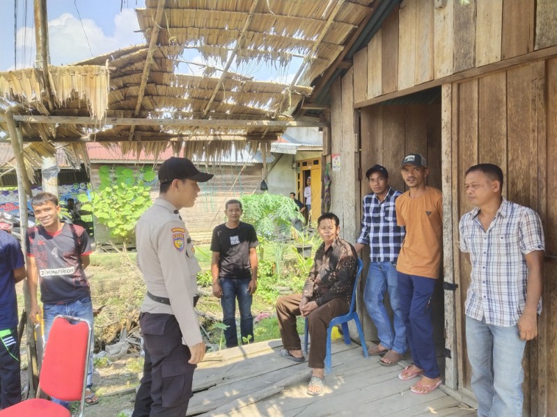 Polsek Batang Tuaka Sosialisasi Pilkada 2024 di Desa Raya Inhil