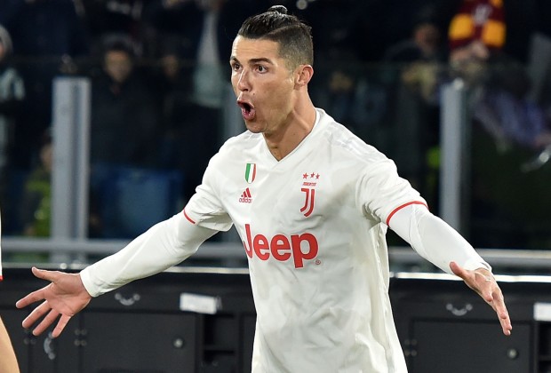 CR7 Rupanya Lebih Hobi Nonton Tinju dan UFC Ketimbang Sepakbola