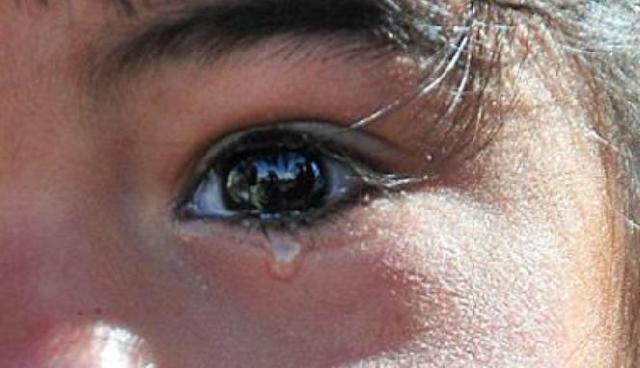 Ternyata Menangis Itu Sehat Loh !