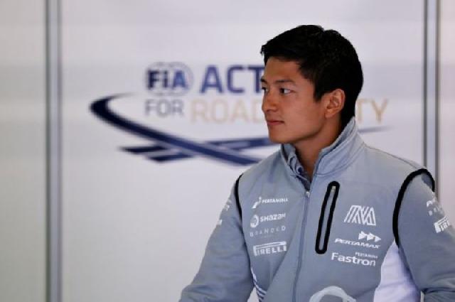Kesempatan Rio Haryanto Balapan di F1 2017 Menipis