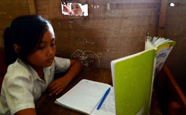 Sampul Buku Bergambar Pornografi Diduga Beredar di Kalteng, Orangtua Resah