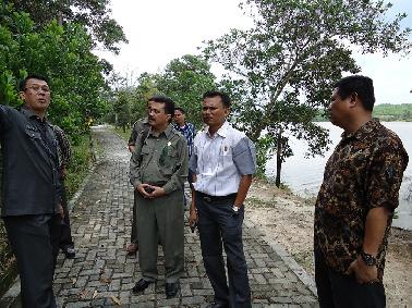 Komisi II Tinjau Danau Bandar Khayangan