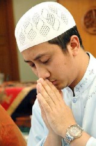 Ibunda Ustaz Yusuf Mansur Meninggal Dunia