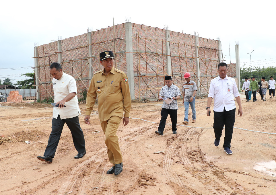 Pembangunan Pasar Induk Pekanbaru Tak Kunjung Tuntas, Ada Apa ?