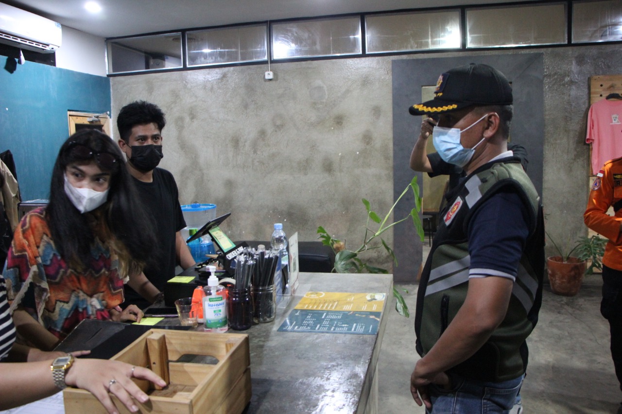 PPKM Berlanjut, 140 Tempat Usaha di Pekanbaru Disanksi Denda