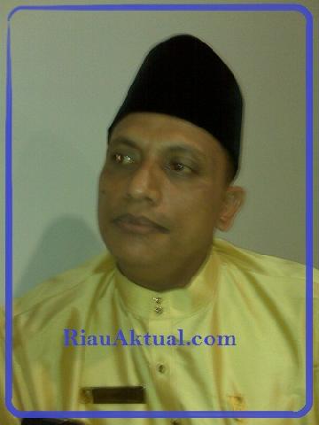 PAW Dasrianto di Tangan Pimpinan DPRD Pekanbaru