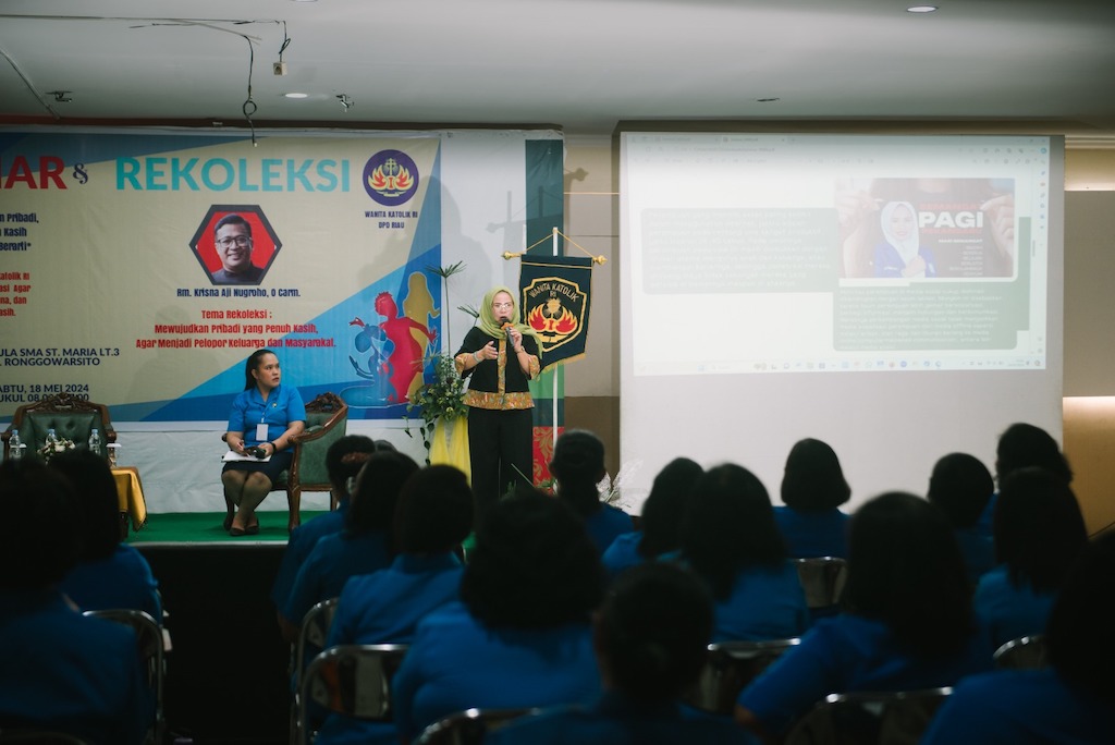 Ade Hartati Rahmat Soroti Peran Perempuan dalam Literasi Digital di Era Modern