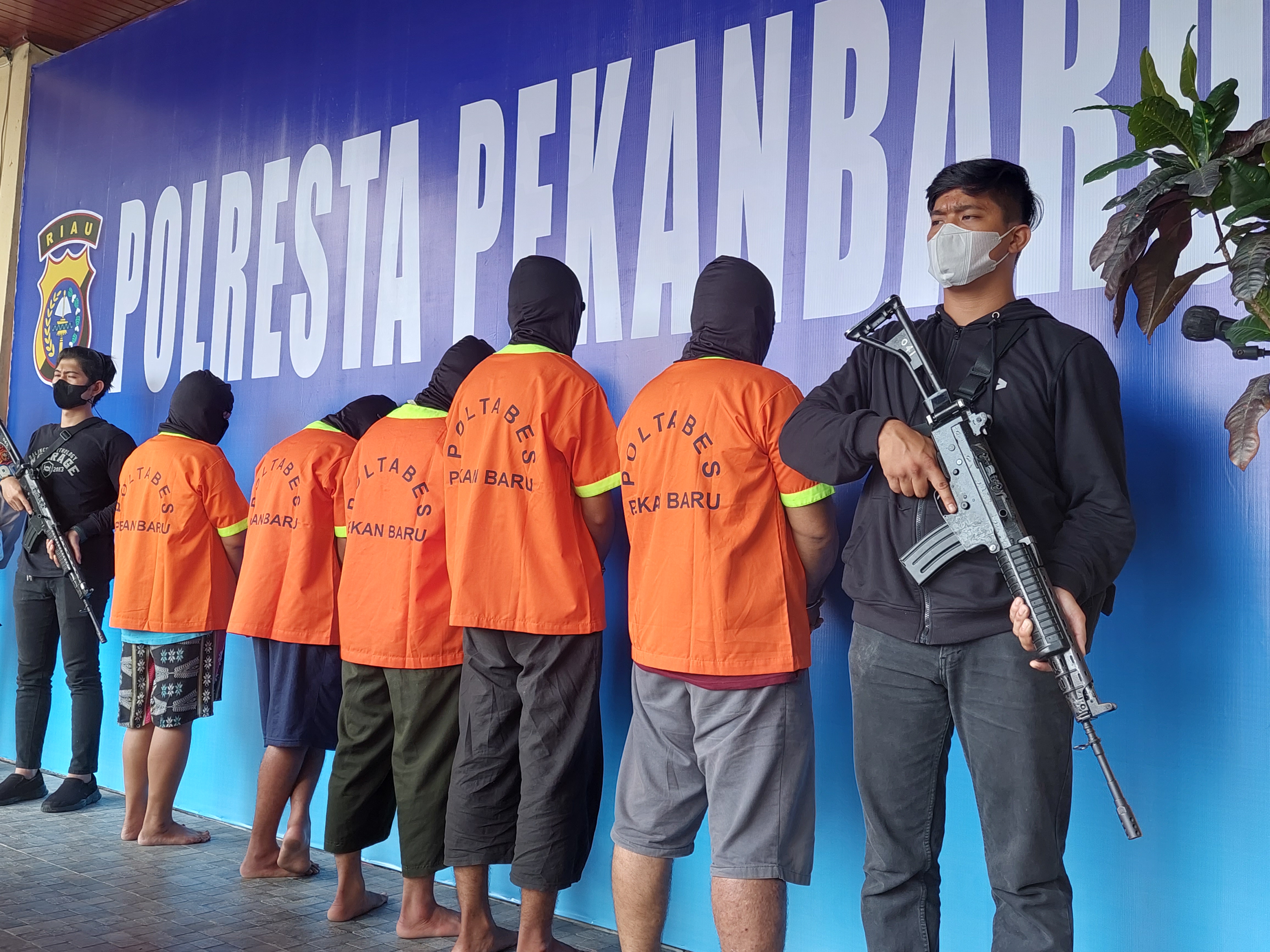 Lima Orang Pakai Surat Palsu PCR Diringkus