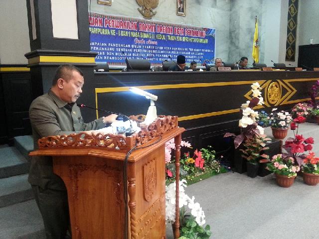 Hampir Semua Fraksi Di DPRD Pekanbaru Sebut Tata Kelola Keuangan Pemko Lemah