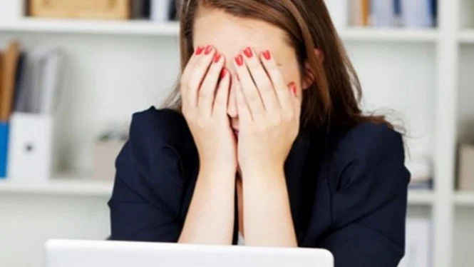 10 Cara Menjaga Kesehatan Mata Secara Alami Agar Tetap Bersih dan Jernih