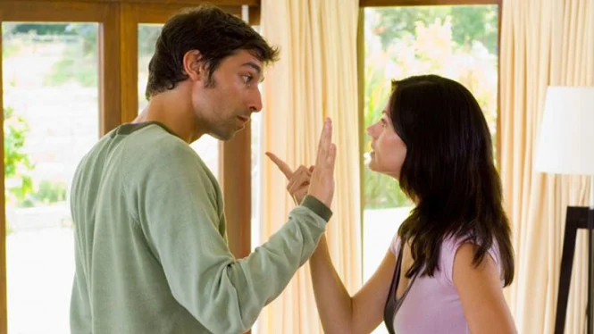 4 Tanda Rumah Tangga Diganggu Setan Dasim