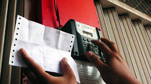 KWh Baru 4 Tahun, Oknum Petugas PLN di Pekanbaru Suruh Ganti dan Minta Uang